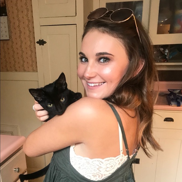 hollycox98
